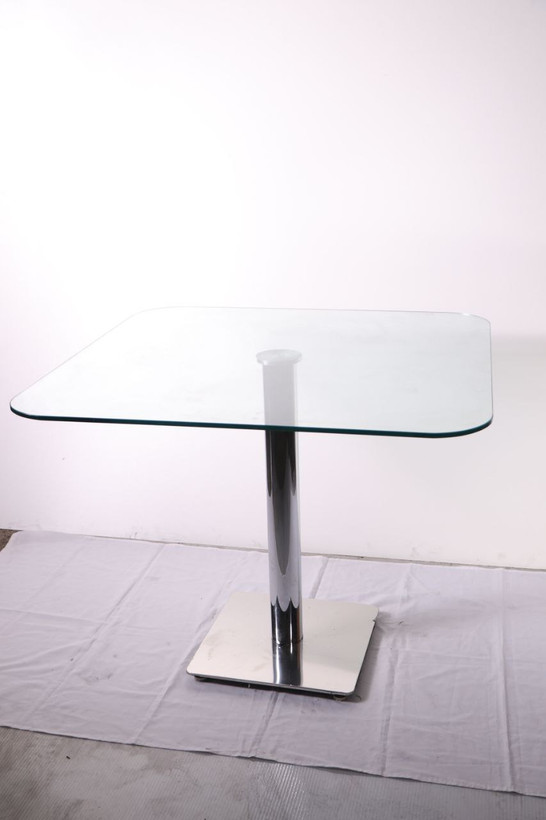 میز مربعی کافی شاپ شیشهای پالونیا مدل TL10