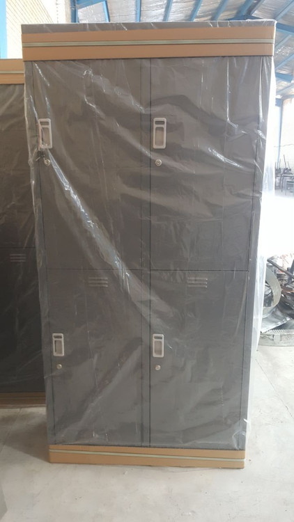 کمد فلزی 4 درب پالونیا