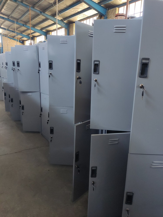 کمد فلزی 4 درب پالونیا