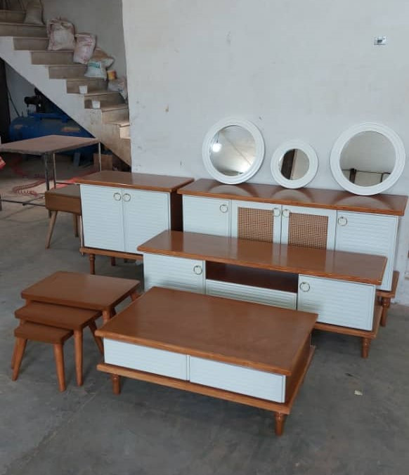 میز تی وی پالونیا مدل سودا