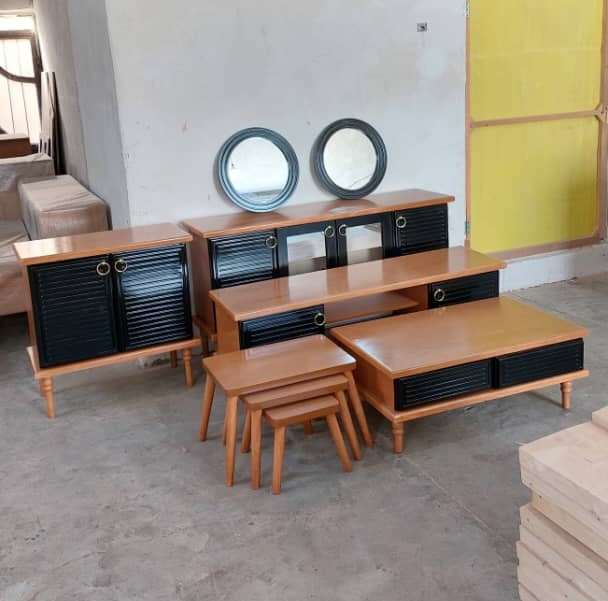 میز تی وی پالونیا مدل سودا