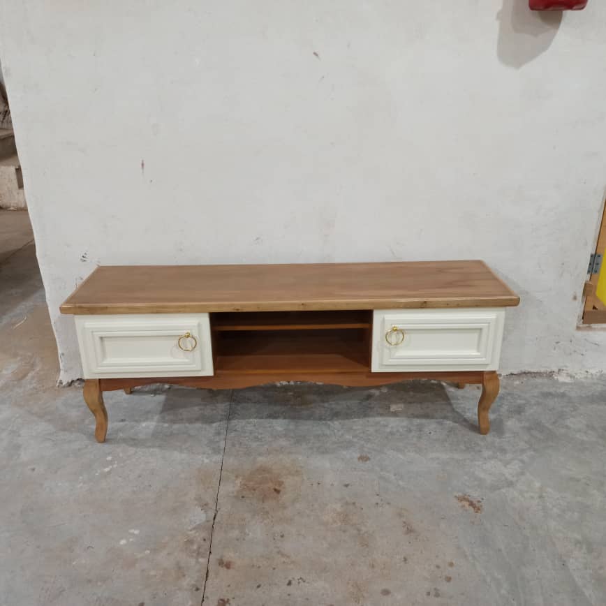 میز تی وی پالونیا مدل سم آهویی