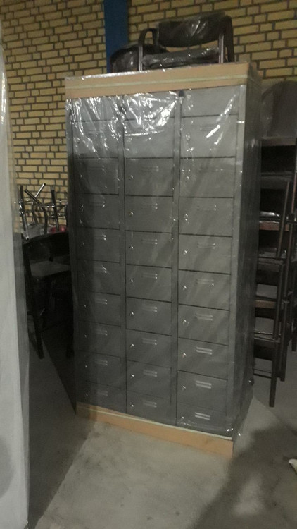 کمد فلزی 30 درب پالونیا