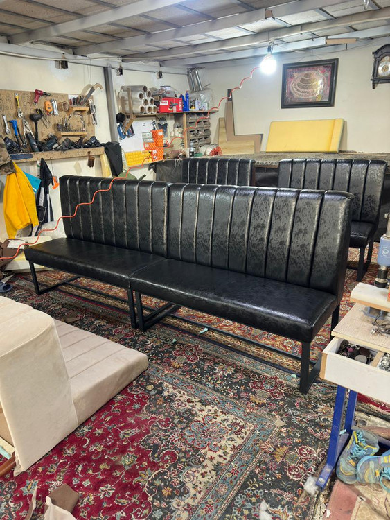 مبل رستورانی پالونیا مدل ارغوان