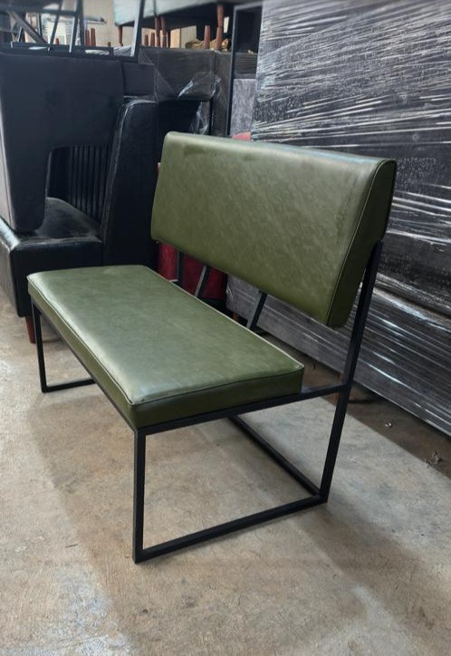 مبل رستورانی پالونیا مدل شایان