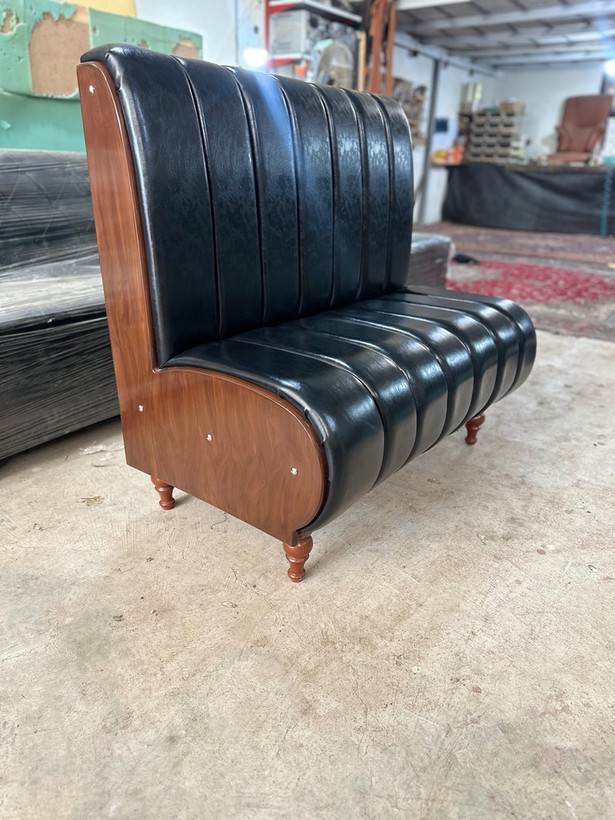 مبل رستورانی پالونیا مدل بلوط