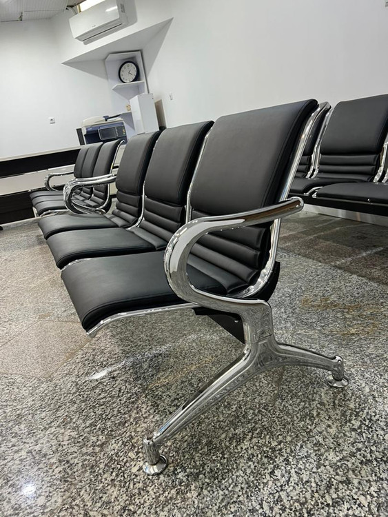 صندلی انتظار پانچی و خطی چهارنفره شفق مدل H154