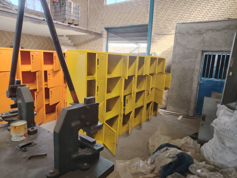 کمد فلزی 8 درب پالونیا