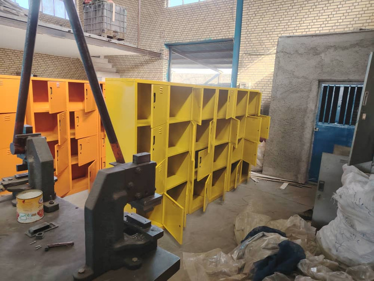 کمد فلزی 8 درب پالونیا