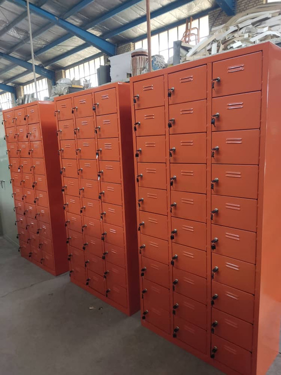 کمد فلزی 30 درب پالونیا