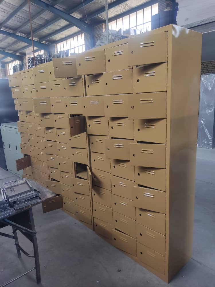 کمد فلزی 30 درب پالونیا