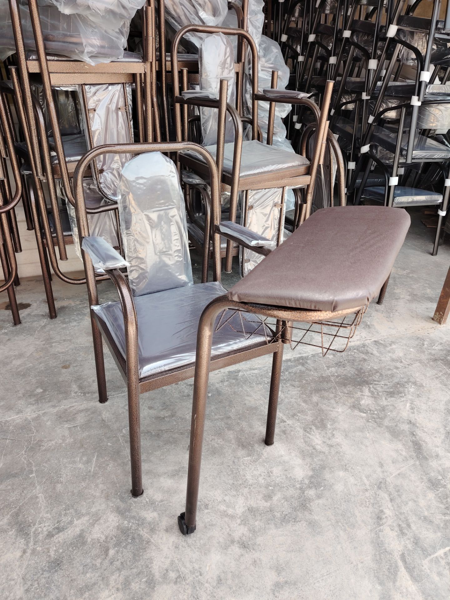 صندلی نماز متحرک پالونیا