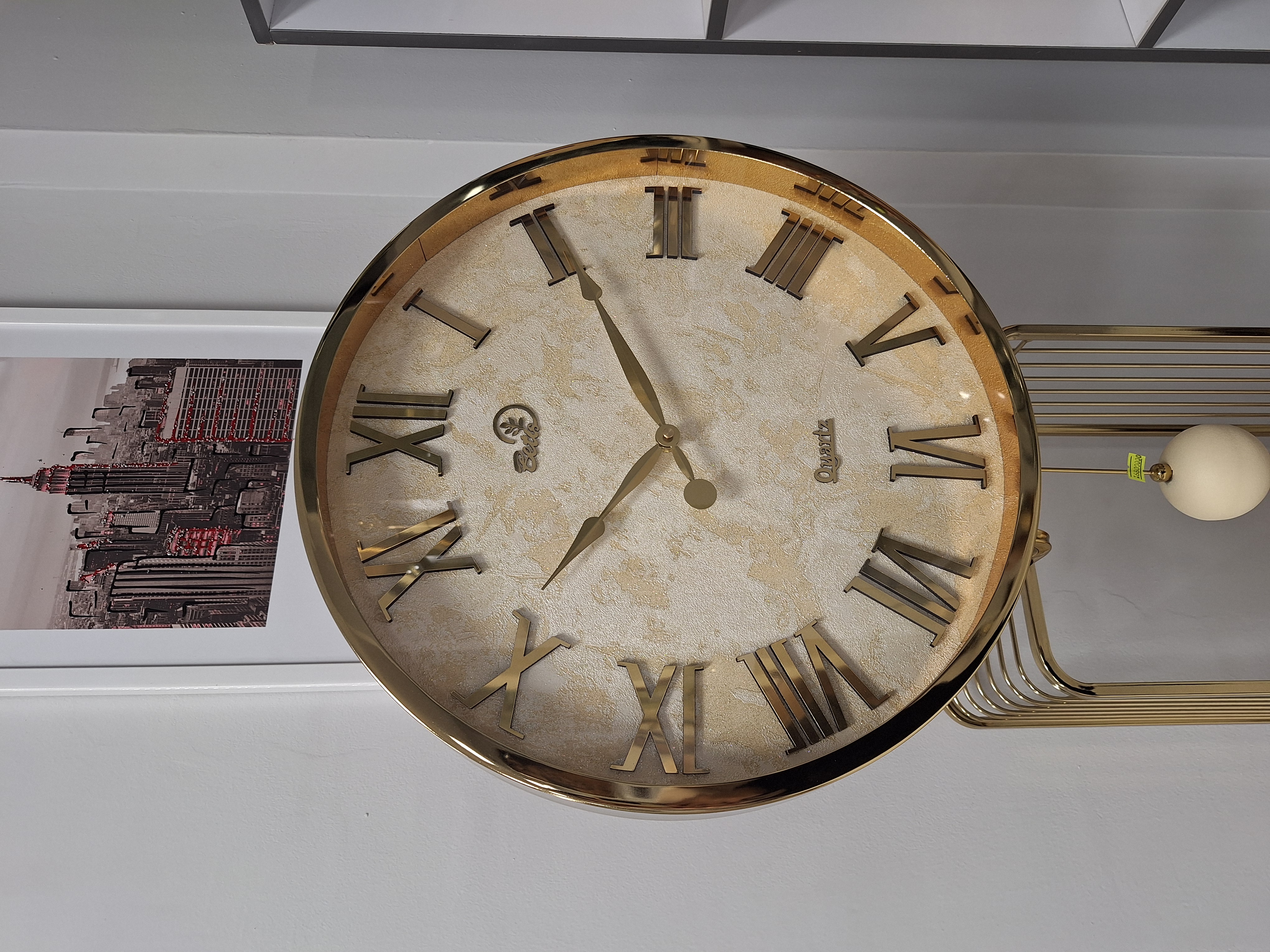 ساعت ایستاده شلف دار