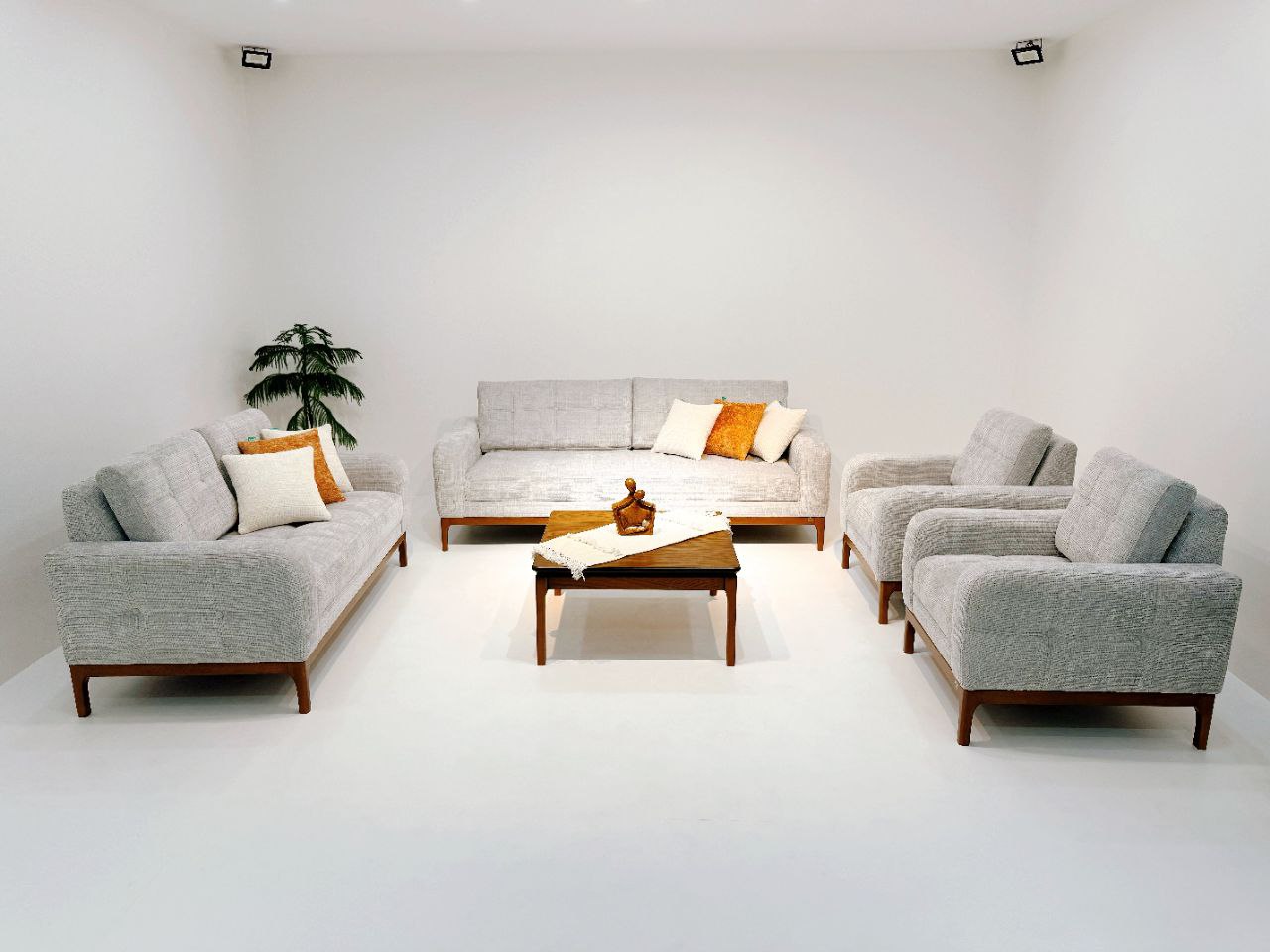 مبل راحتی پالونیا مدل 92 پاینو