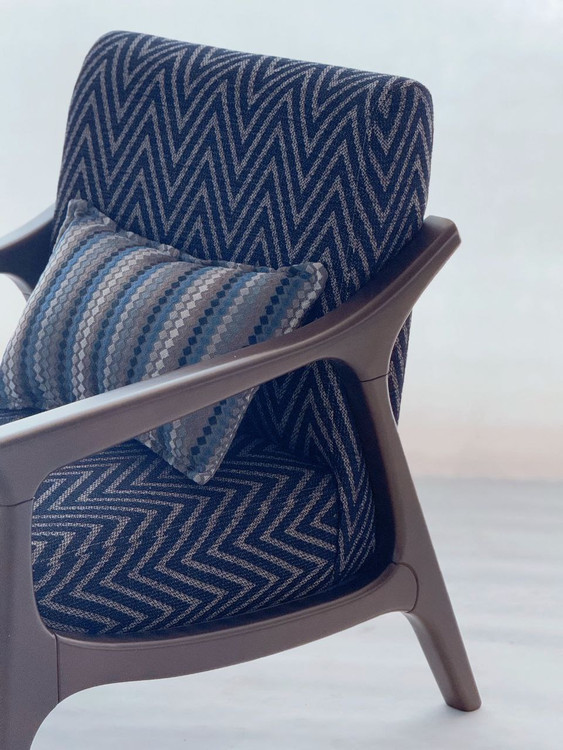 مبل راحتی پالونیا مدل لوکا پاینو