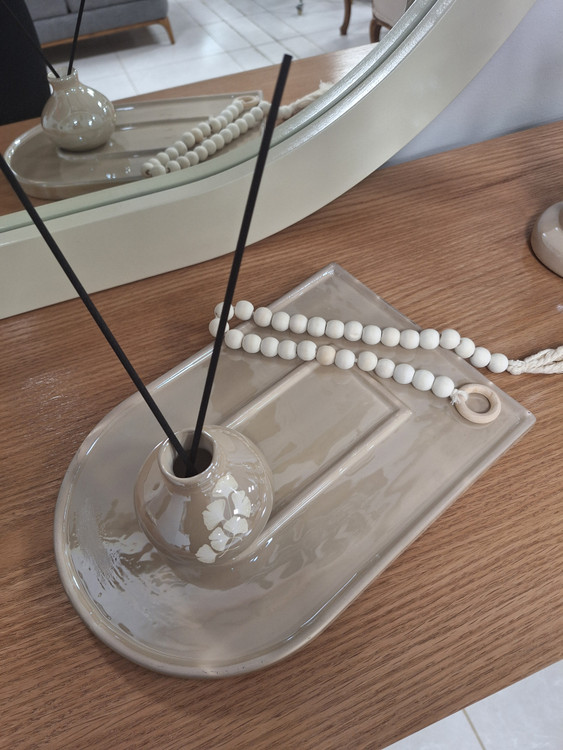 جا اسانسی نیلوفر ۲