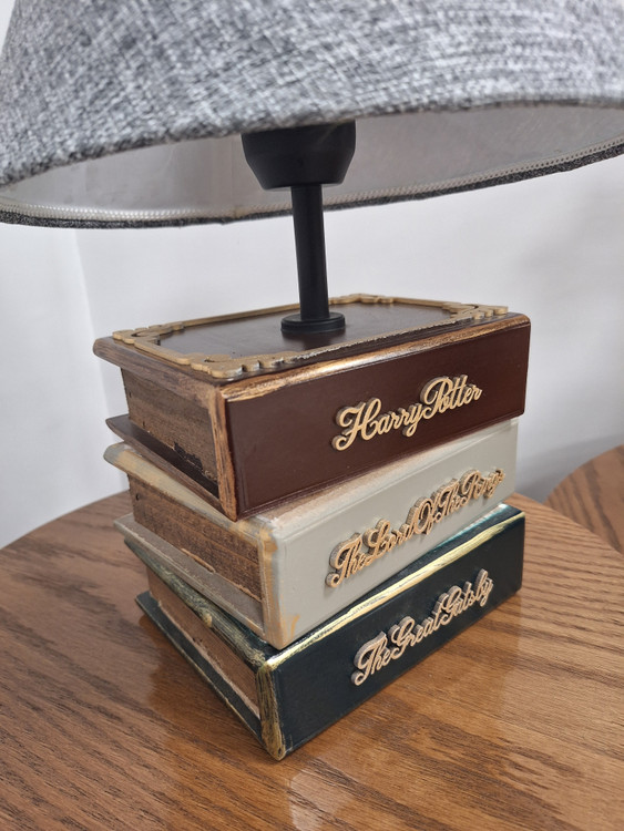 آباژور رومیزی مدل پایه کتاب بسته