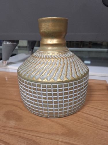 گلدان دکوراتیو مدل تنبکی