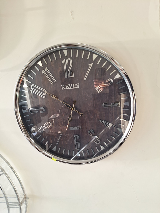 ساعت دیواری کوین صفحه رنگی مدل 70۹